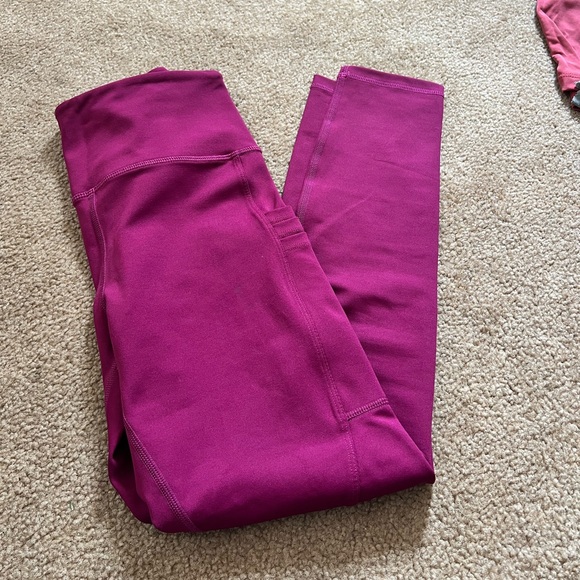 ZYIA Pants - Zyia Cranberry tripocket light n tight legging